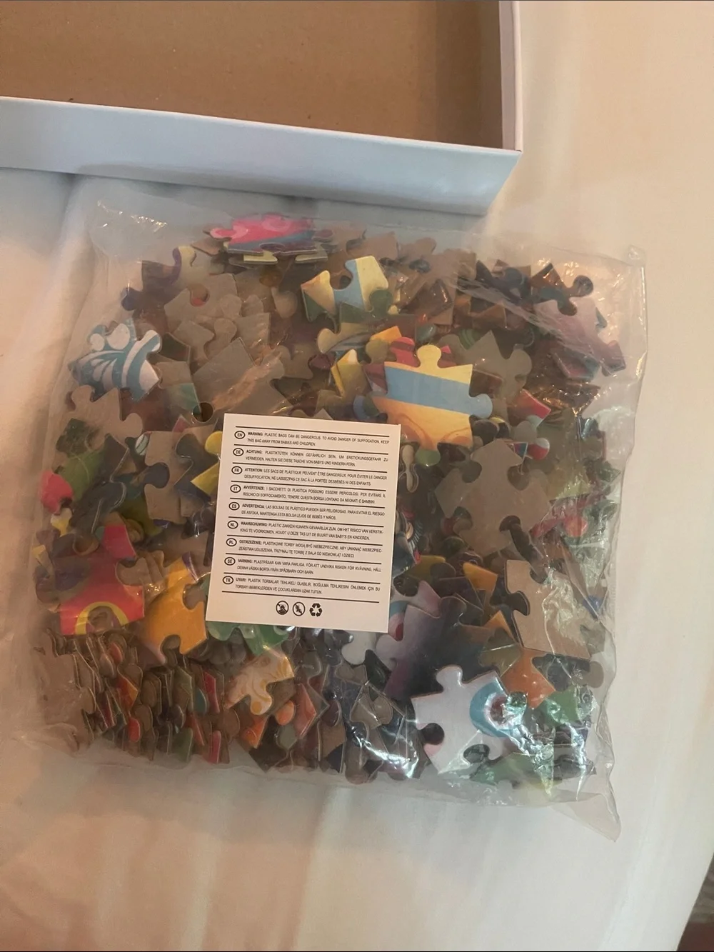 Easter Eggs Jigsaw Puzzle - Colorful Decorative Eggs nwt 300 pieces
